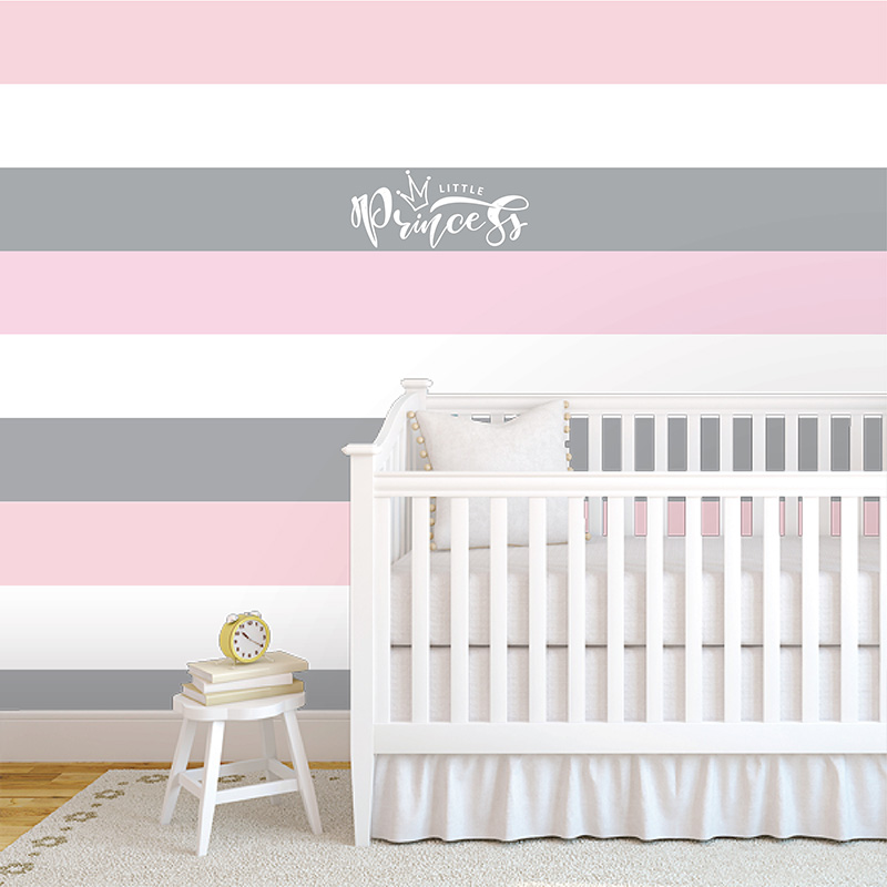 Foto tapeta Pruge sa natpisom Little Princess na zidu